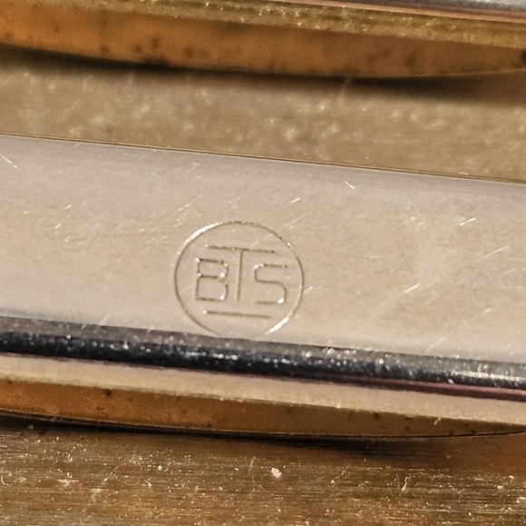 Vintage Norwest Bank Gold Money Clip - Picture 5 of 9